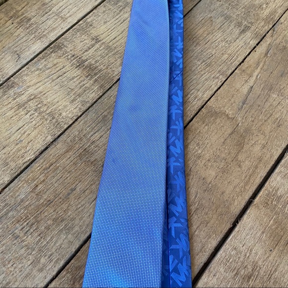 Tonal Textured Tie - Picture 3 of 11